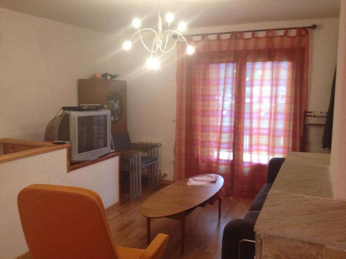 Casa En Villanúa Zewnętrze zdjęcie